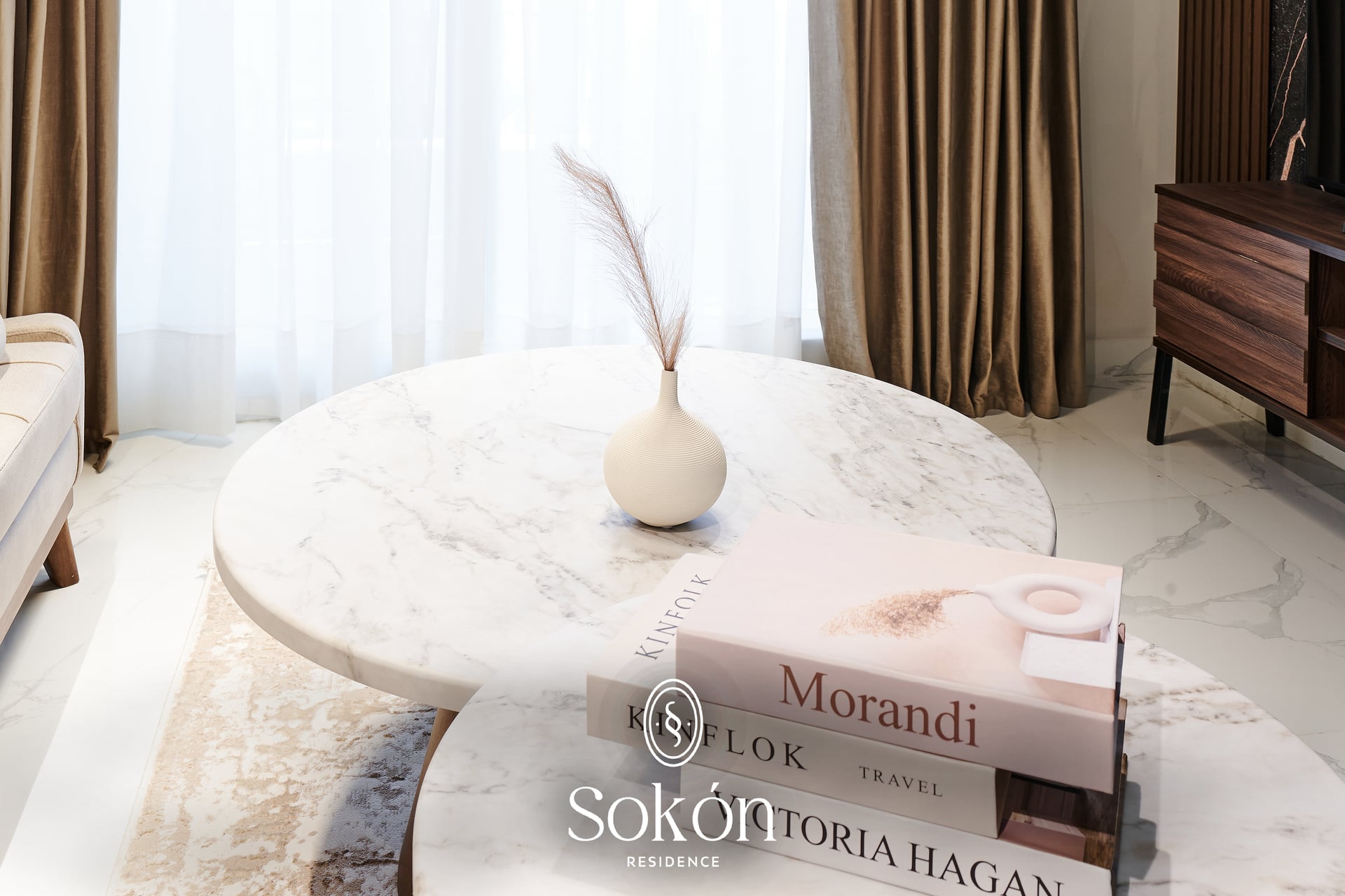 B7 4th Luxury view 4